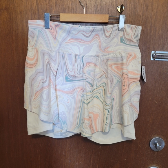 Old Navy Pants - NWT Old Navy Patterned Skort